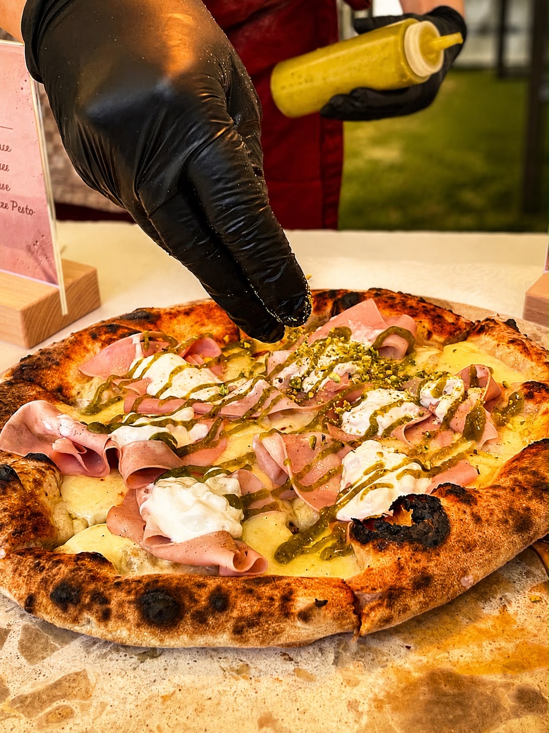 Die Bunte, unsere vegane Pizza mit mediterranem Grillgemüse